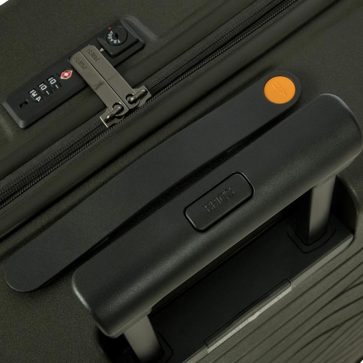 Actual product image by MM Bric's Trolley + Suitcase Ulisse Trolley 8431 (88 l)