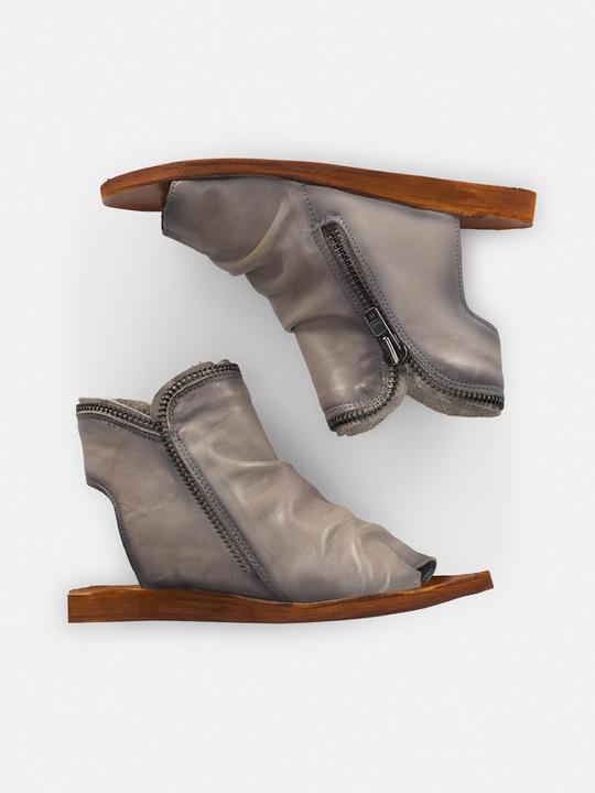 Actual product image Felmini The wide fit CAROLINA W095 combines style and comfort and has been specially designed for people who (37)