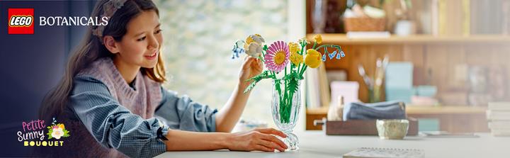 Actual product image LEGO Small summer bouquet (10347, LEGO Botanical)