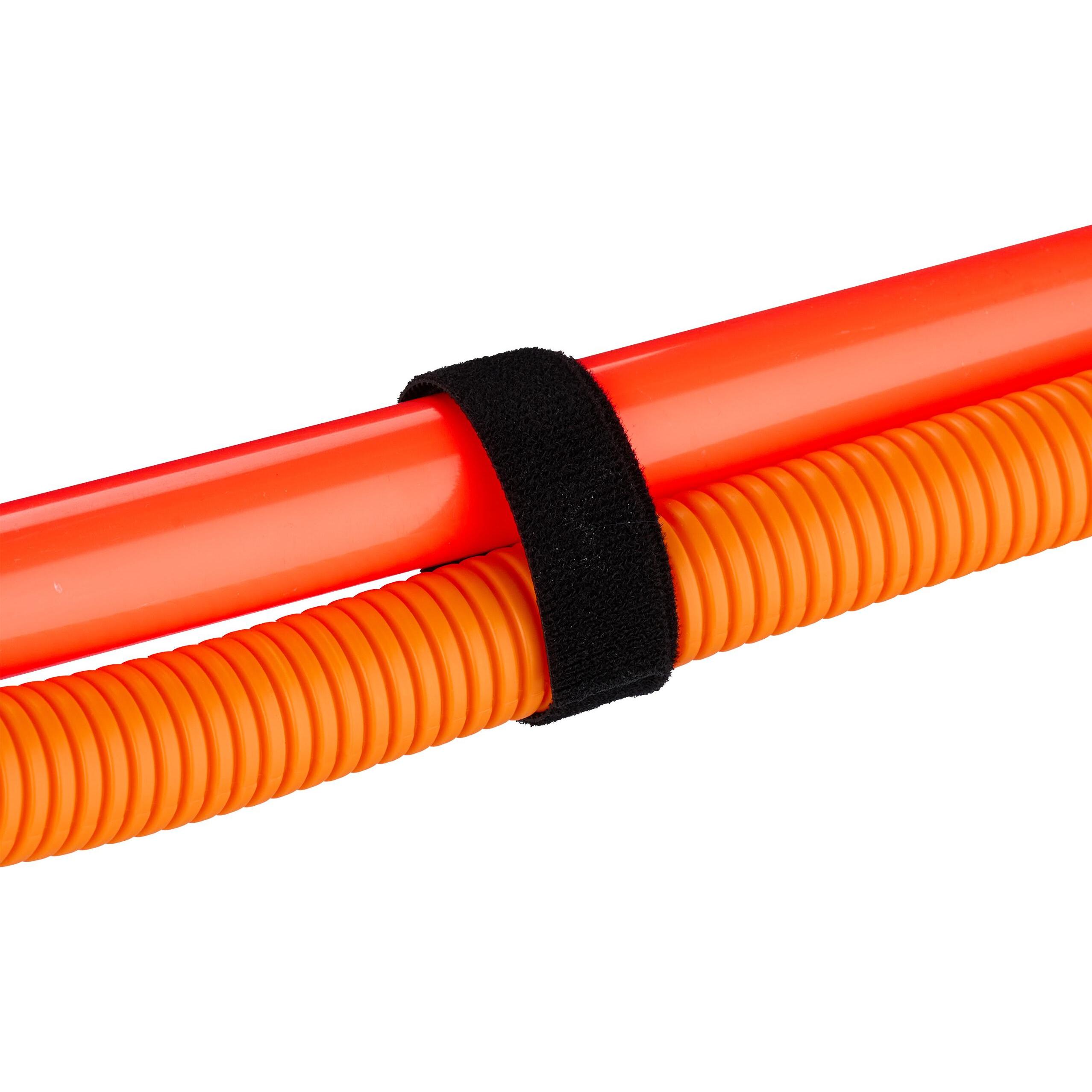 Comparer les prix de Relaxdays Agility Set pour chiens 76 pièces haies ajustables anneau de saut sac de transport bleu/orange