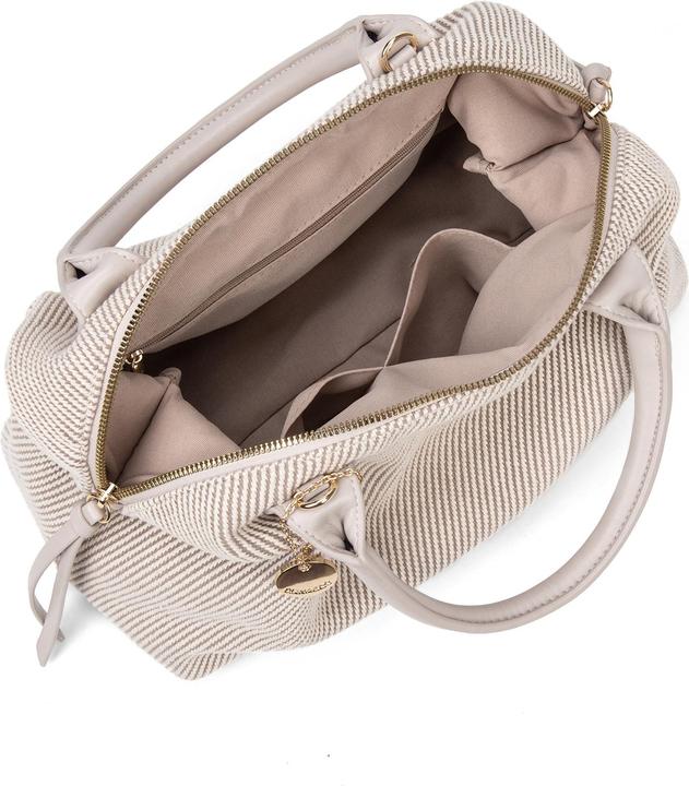 Actual product image Diana & Co 749-1Pt