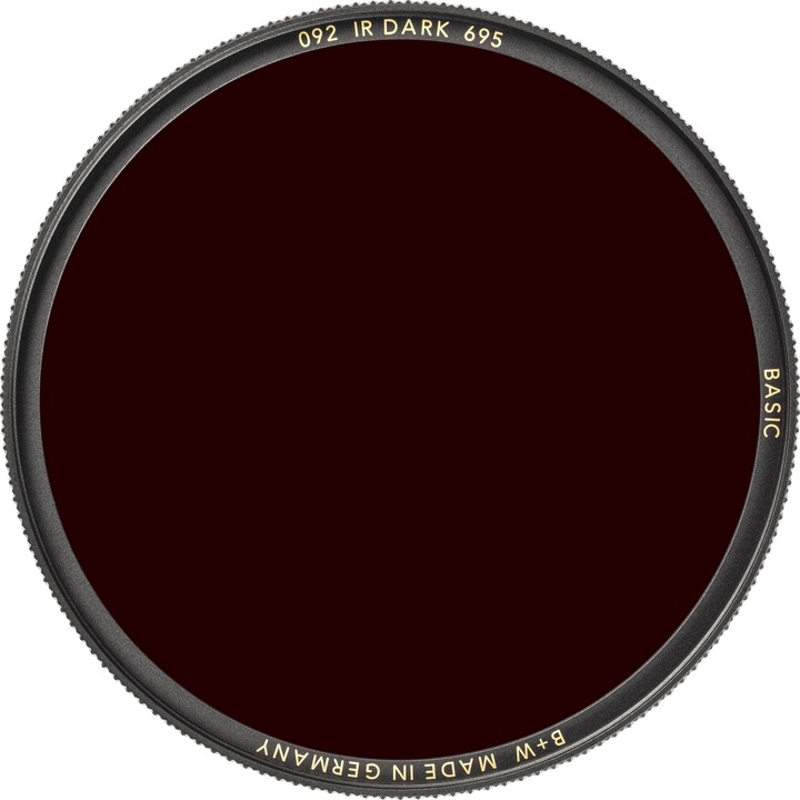 Immagine prodotto B+W 092 Filtro infrarosso, rosso scuro 695, senza rivestimento/Basic 49mm (Filtro a trasmittanza infrarossa, 49 mm)