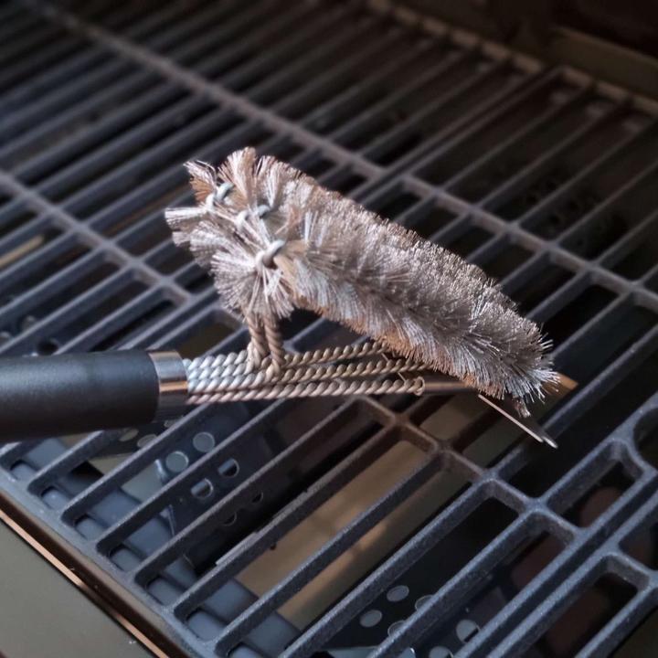Produktbild Intirilife Grill Reinigungsbürste mit Schaber (43.50 cm)