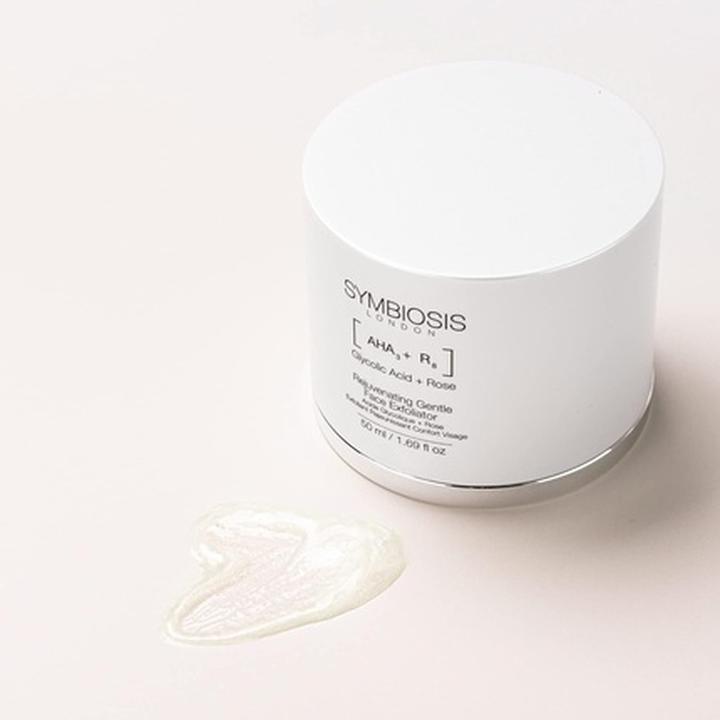 Produktbild Symbiosis London Rose and Glycolic Acid Rejuvenating Gentle Face Exfoliator 50ml (Reinigungspeeling, 50 ml)