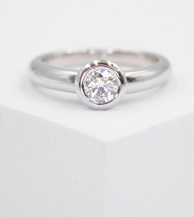 Actual product image Muau Solitaire (54, 750/18 K Gold)
