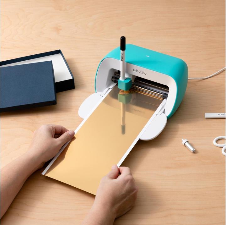 Actual product image Cricut Vinyl film Joy 14 x 33 cm, 4 sheets, gold (1 x)