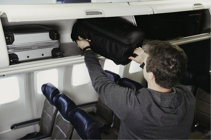 Image du produit Gomatic Peter McKinnon Camera Pack Travel (Sac à bandoulière pour appareil photo, 35 l)