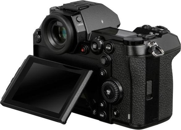 Produktbild Panasonic Lumix S1 (24.20 Mpx, Vollformat)