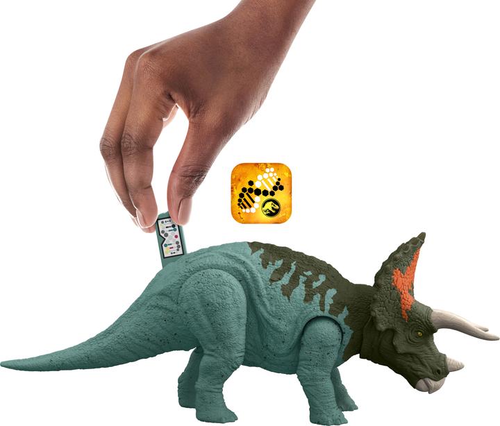 Actual product image Jurassic World ROAR STRIKERS Triceratops