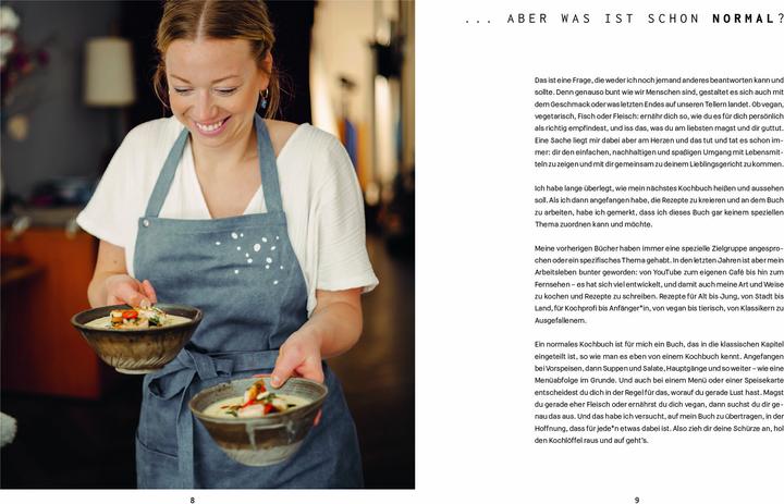 Actual product image Ein normales Kochbuch aber was ist schon normal (German, Zora clip, 2023)