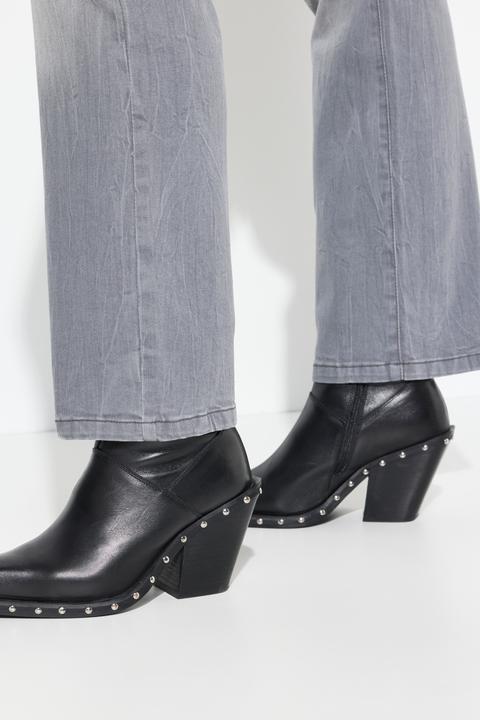 Immagine prodotto Ulla Popken Jeans modello Mandy con taglio della gamba ampio e dritto e cucitura decorativa (26)