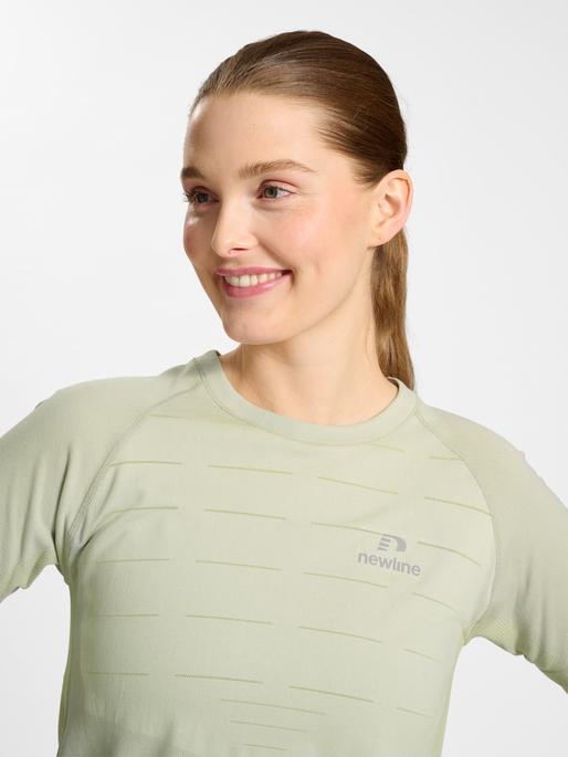 Actual product image Newline Nwlriverside Seamless T-Shirt S/S Woman (XXL)