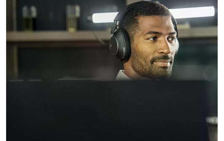 Produktbild Poly Voyager Surround 80 (Kabellos, Kabelgebunden, USB-C)