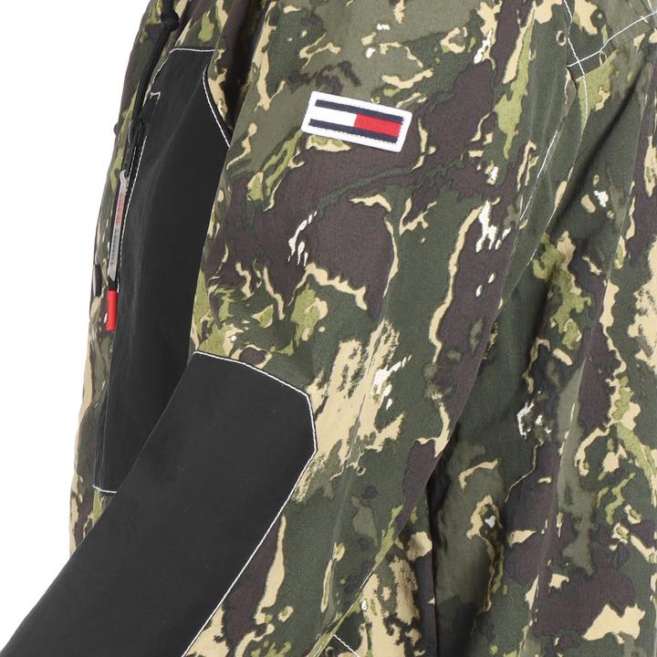 Actual product image Tommy Hilfiger Tommy Jeans Panel Camo - 97239 (S)