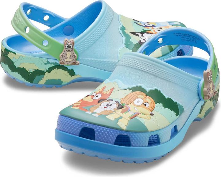 Image du produit Crocs T's Bluey Multi Classic Clog (28)