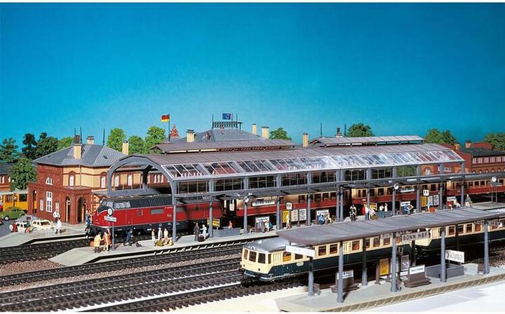 Actual product image Faller Station Hall