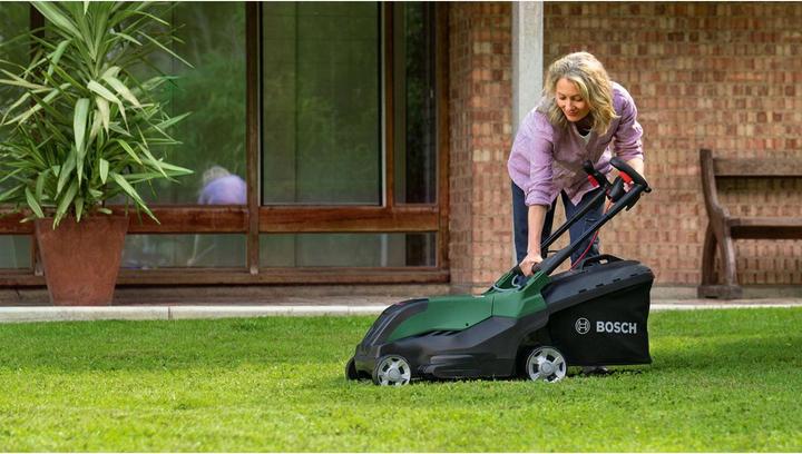 Produktbild Bosch Home & Garden AdvancedRotak 44-750 (Netzbetrieb)