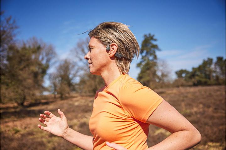 Actual product image Philips TAA5608BK (No noise cancellation, 6 h, Wireless)