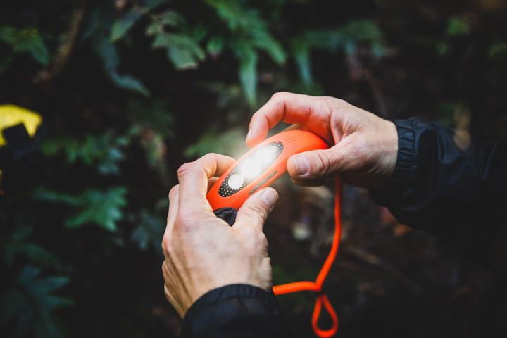 Produktbild knog. Bilby Fluoro Orange (400 lm)
