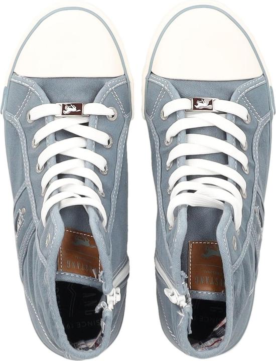 Actual product image Mustang Sneaker (39)