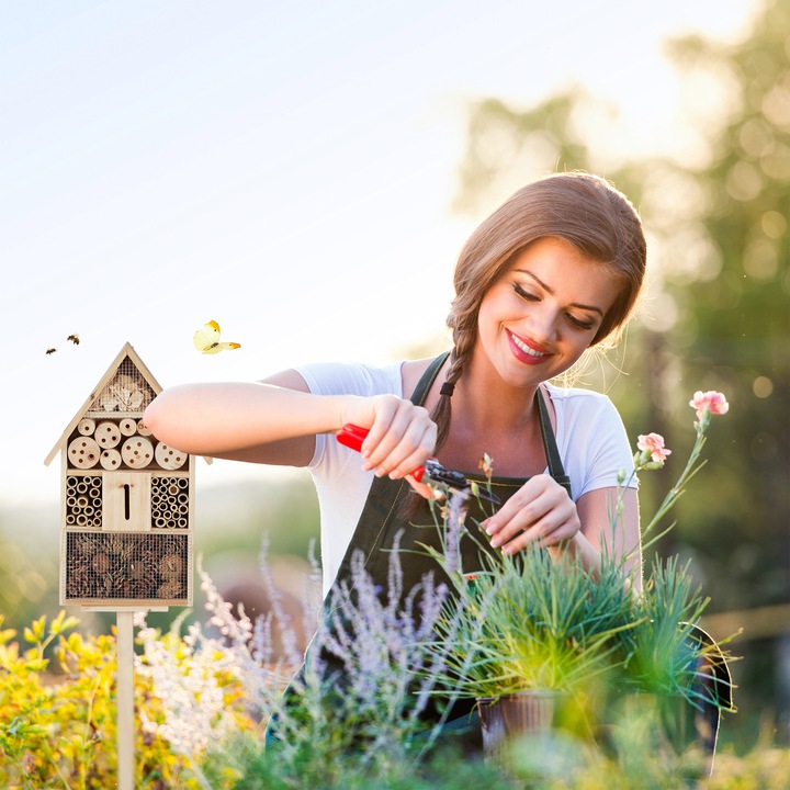 Actual product image Relaxdays Insect Hotel on Stand (Wild bees, Ladybirds, Lacewings)