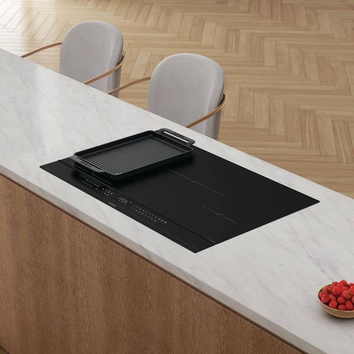 Produktbild De Dietrich Induktionskochfeld DPI 4830 B Schwarz (80 cm, Induktionskochfeld)