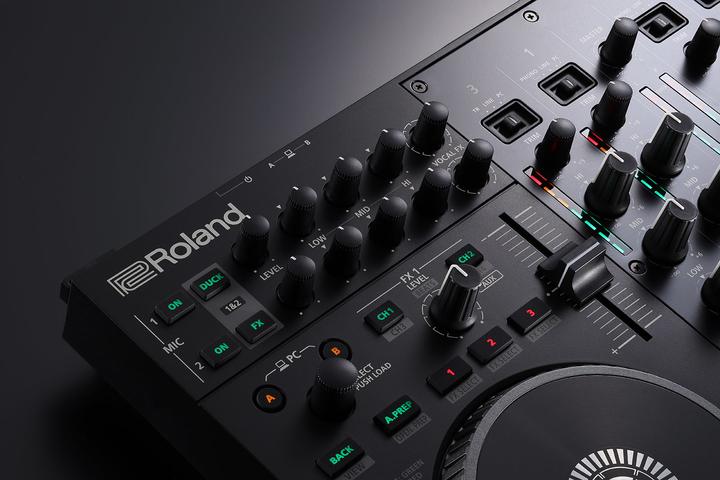 Actual product image Roland DJ-707M