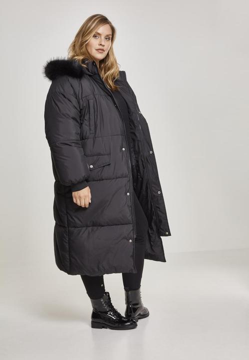 Actual product image Urban Classics UC Curvy Ladies Oversize Faux Fur Puffer Coat (L)