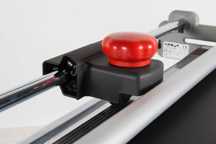 Produktbild Neolt Manual Trim 100 Rollenschneider, Schnittlänge 100 cm mit Fuss, ohne (Plotterrollen)