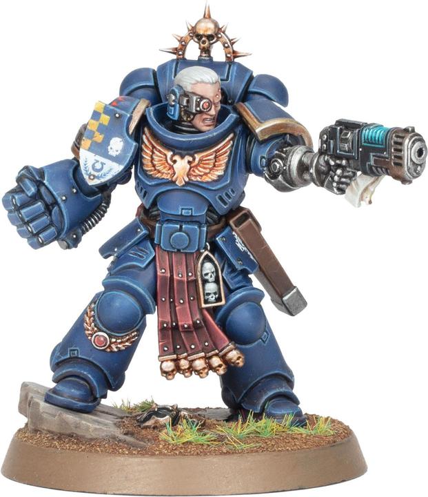 Actual product image Games Workshop Space Marines Lieutenant (Plastic)
