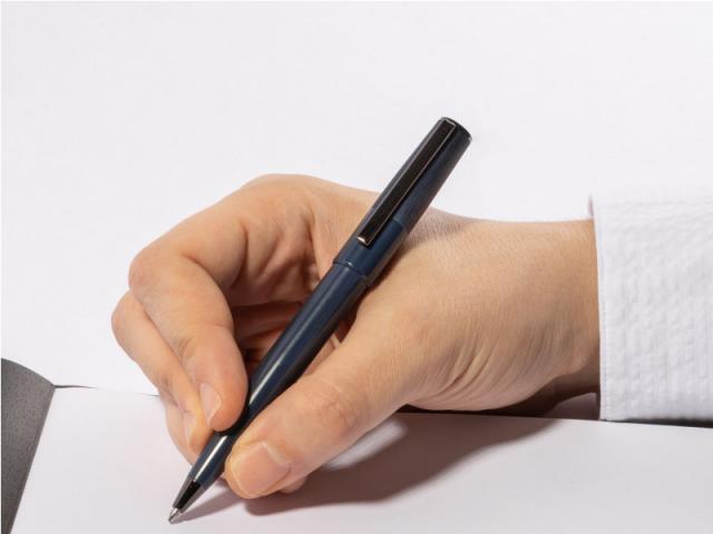 Actual product image Hugo Boss Ballpoint pen Gear Minimal All Navy