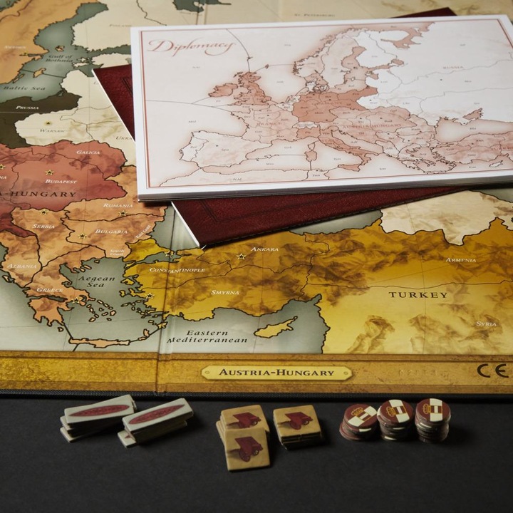 Actual product image Hasbro Gaming Avalon Hill Diplomacy (English)