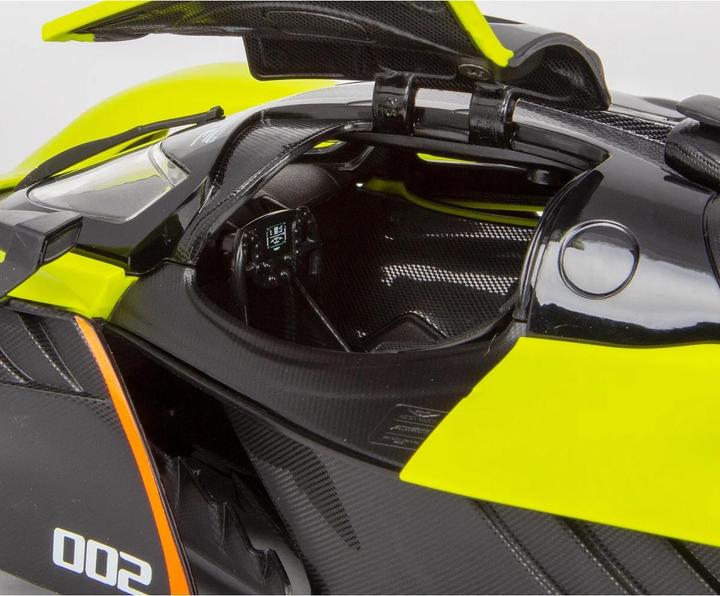 Actual product image Jamara Aston Martin Valkyrie AMR Pro 1:14 green 2.4GHz manual door