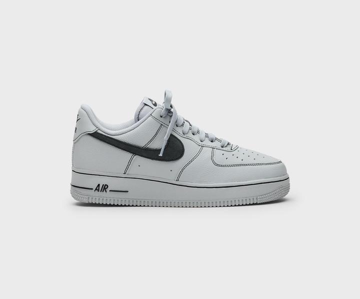 Produktbild Nike Air Force 1 '07 LV8 - Wolf Grey / Black (40)