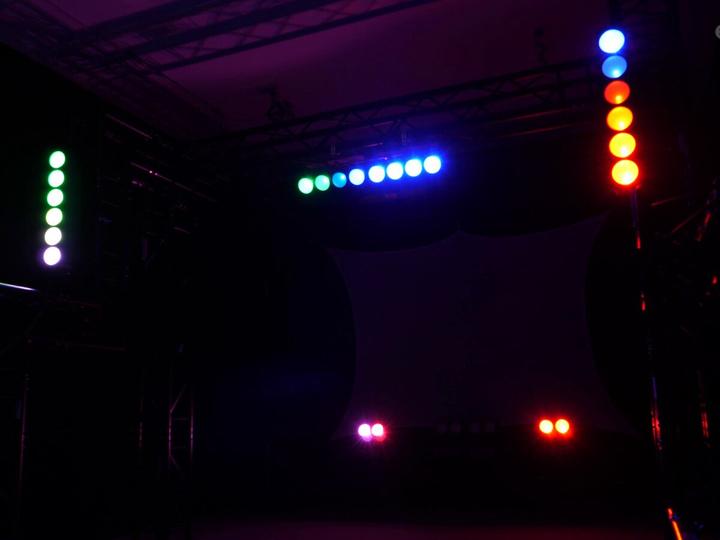 Actual product image Eurolite LED CBB-2 COB WW Bar (35 W, LED)