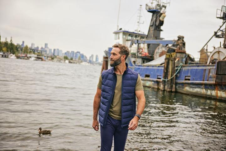 Actual product image Cutter & Buck Oak Harbor Vest Men (L)