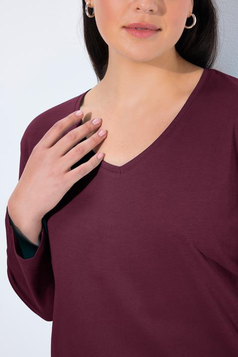 Actual product image Ulla Popken Back To Basics V-Neck Relaxed Fit Cotton Tee (42, 44)