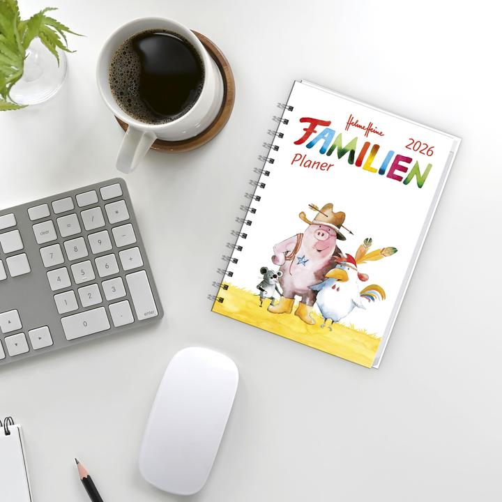 Actual product image Helme Heine: Familienplaner-Buch A6 2026 (A6, German)