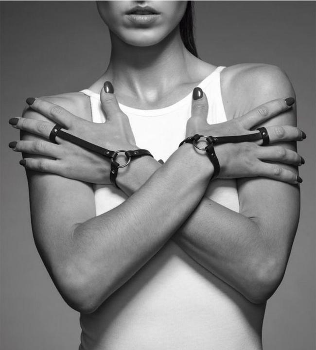 Produktbild Bijoux Indiscrets MAZE Hand Bracelet Harness (One Size)