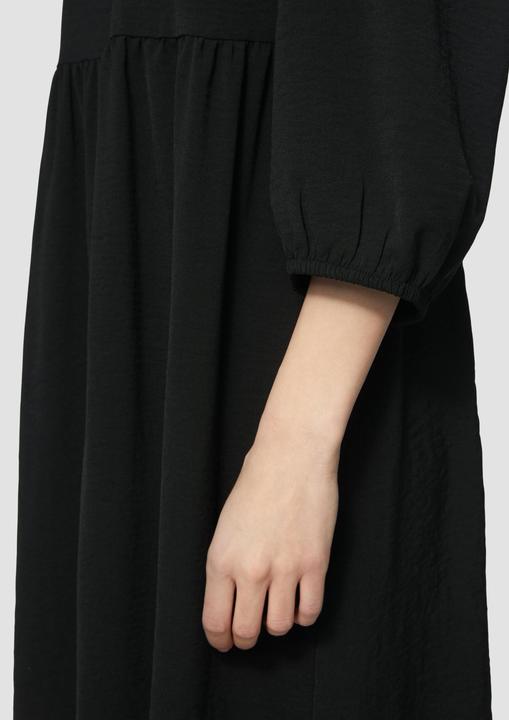 Image du produit s.Oliver Kleid Kurzes Kleid mit Puffärmel (32)