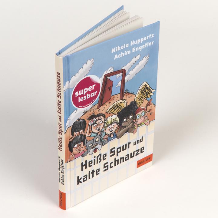 Actual product image Heisse Spur und kalte Schnauze (German, Achim Engstler, Nikola Huppertz, Alexander of Knorre, 2025)