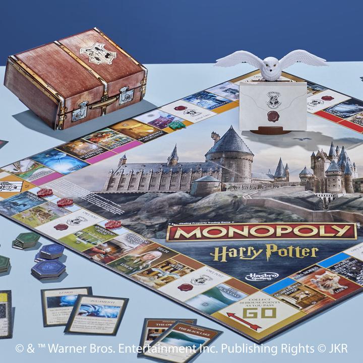 Actual product image Hasbro Monopoly Harry Potter (German)