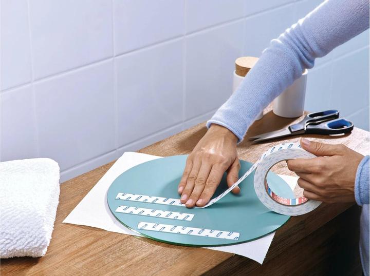 Actual product image tesa Powerbond double-sided mounting tape for tiles & metal (19 mm)