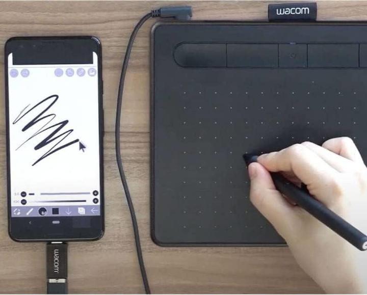 Produktbild Wacom Intuos S Bluetooth Black (2540 lpi)