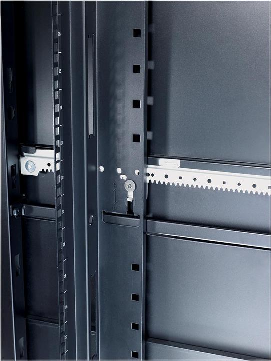 Produktbild APC NetShelter SX 42U 23 inch EIA Mounting Rails Square Holes (42 HE, 19 Zoll Rack)