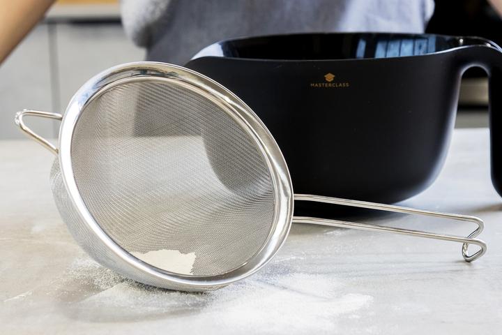 Actual product image Kitchen Craft Fine mesh pointed sieve (18 cm)