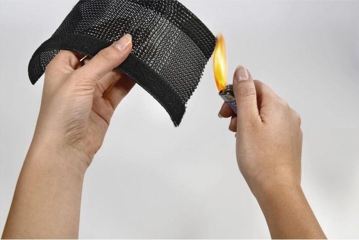 Produktbild Hama Flexibler Gewebe-Kabelschlauch, universal, 20 - 40 mm, 1,8 m, Schwarz (Kabelschlauch, 180 cm)