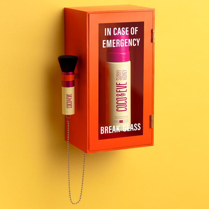 Actual product image Coco & Eve Sunny Honey Deluxe Vegan Kabuki Brush