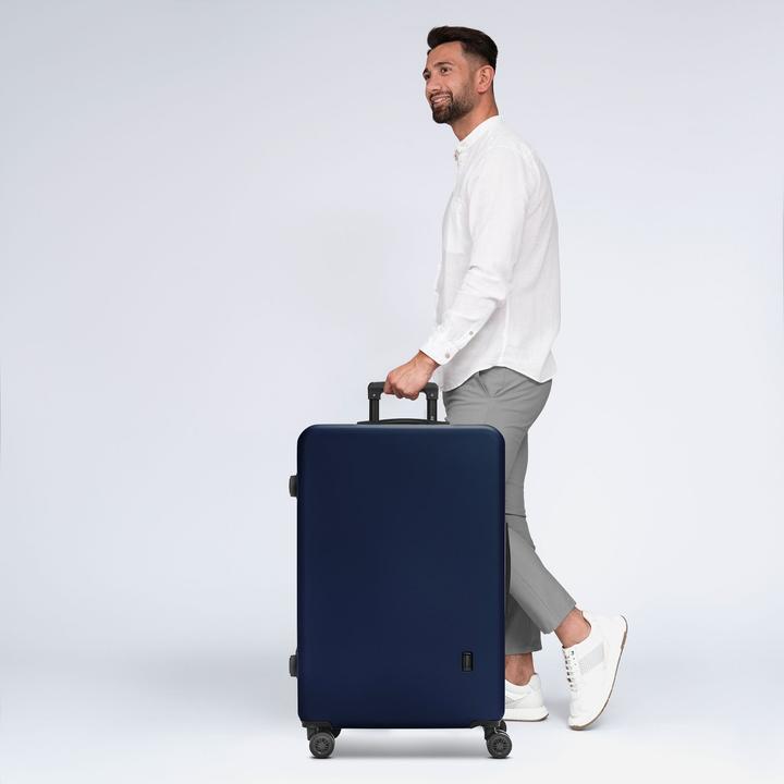 Actual product image Redolz Essentials 09 LARGE 4 wheels trolley 79 cm (105 l)