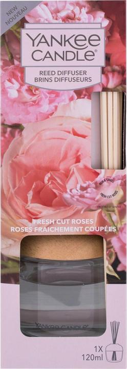 Actual product image Yankee Candle Fresh Cut Roses (120 ml)